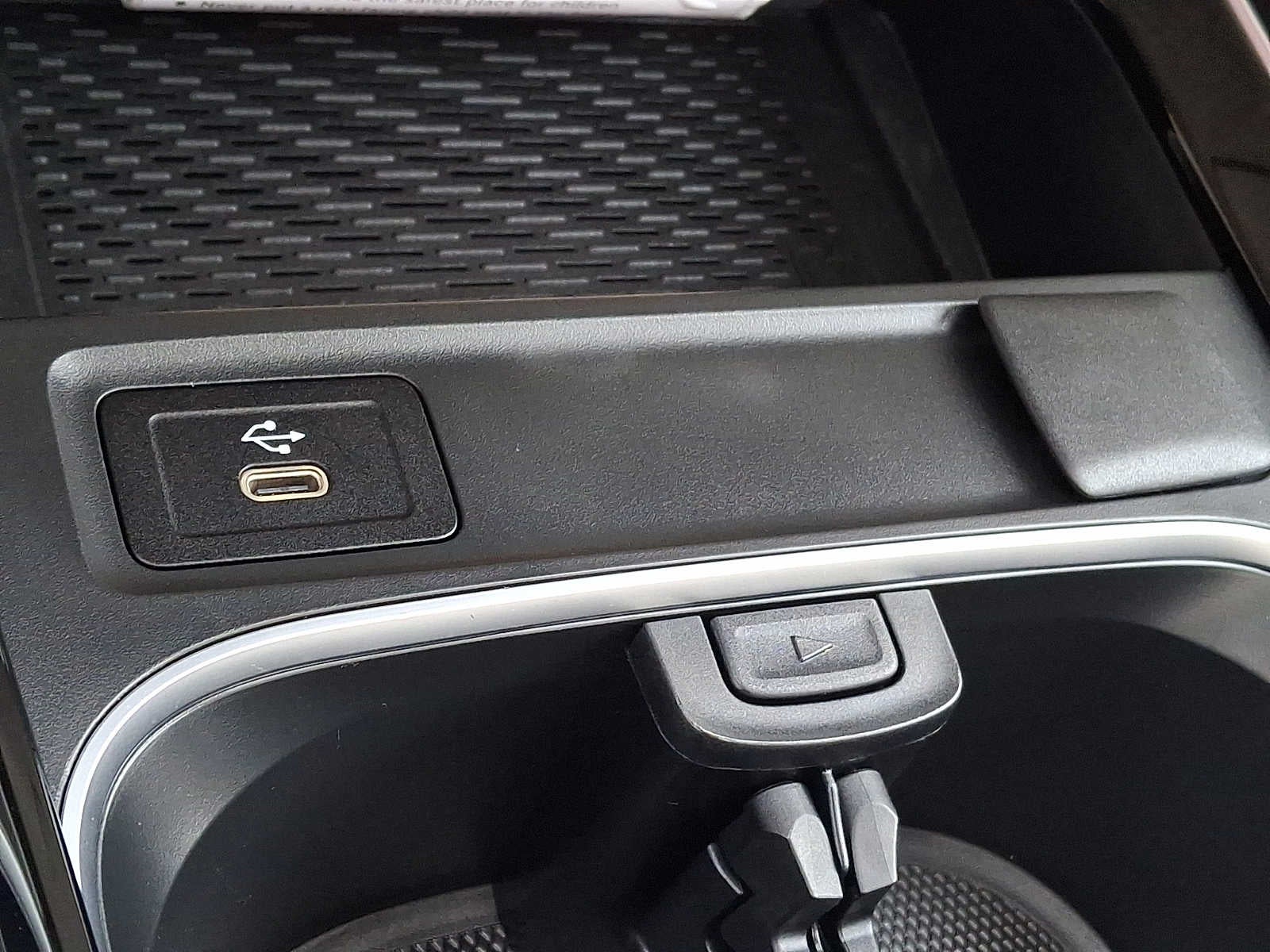 2026 Mercedes-Benz GLB GLB 250 4MATIC® SUV