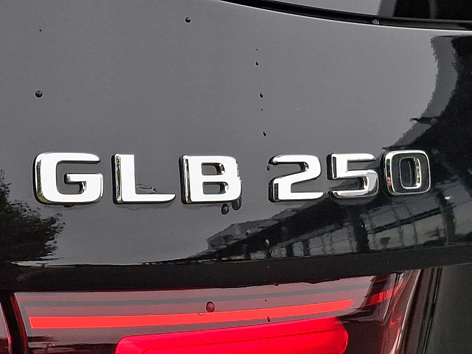 2026 Mercedes-Benz GLB GLB 250 4MATIC® SUV