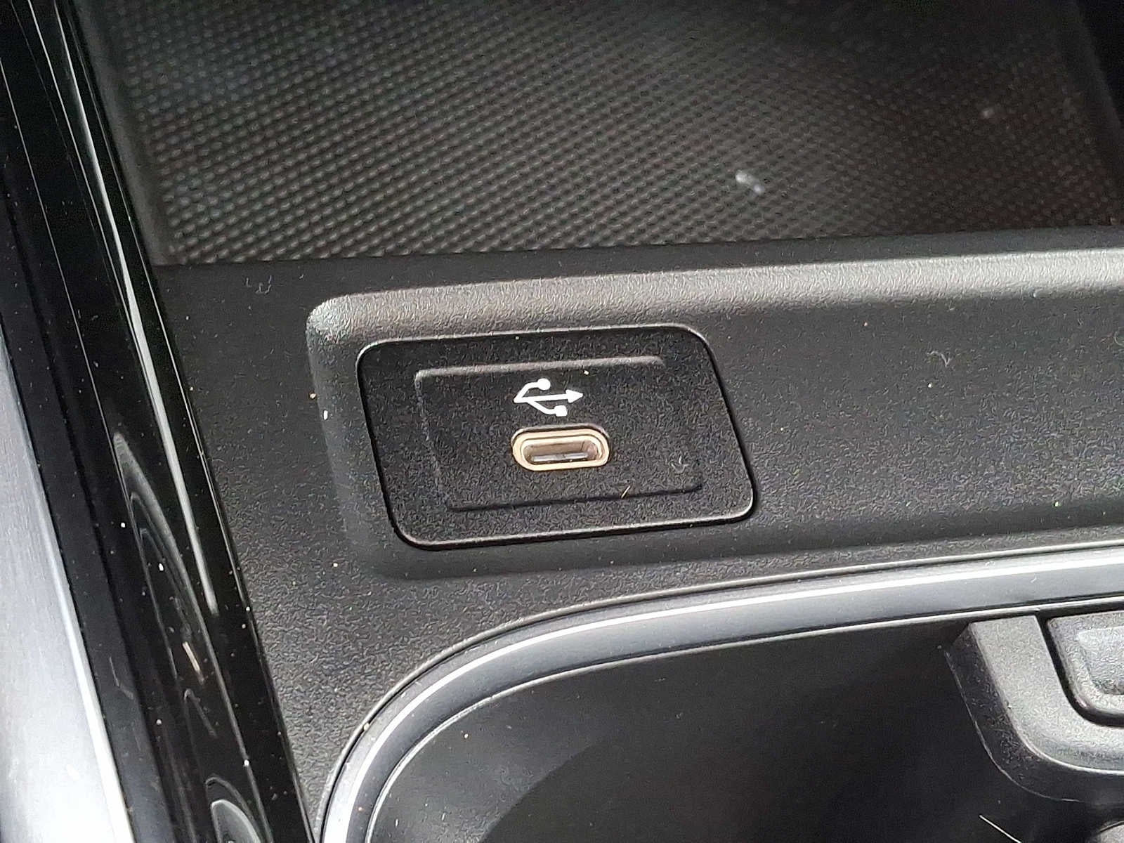 2026 Mercedes-Benz GLB GLB 250 4MATIC® SUV