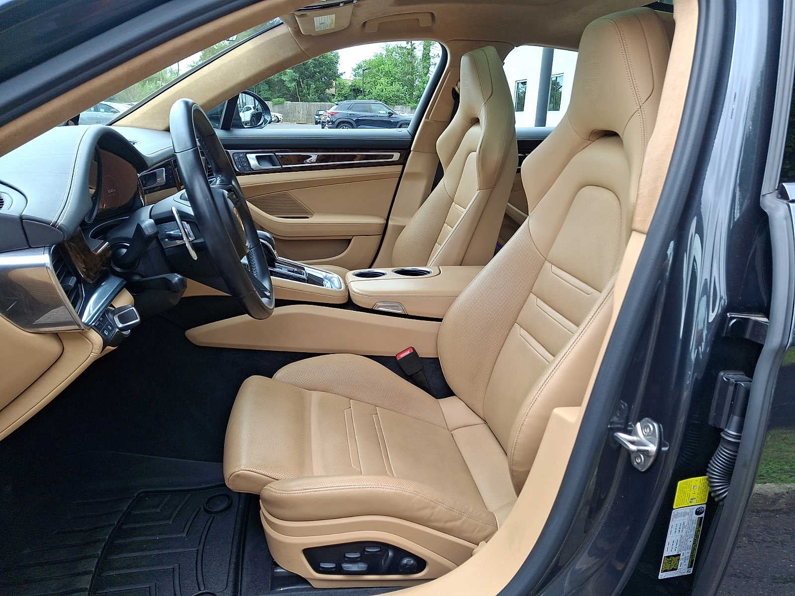 2022 Porsche Panamera GTS AWD