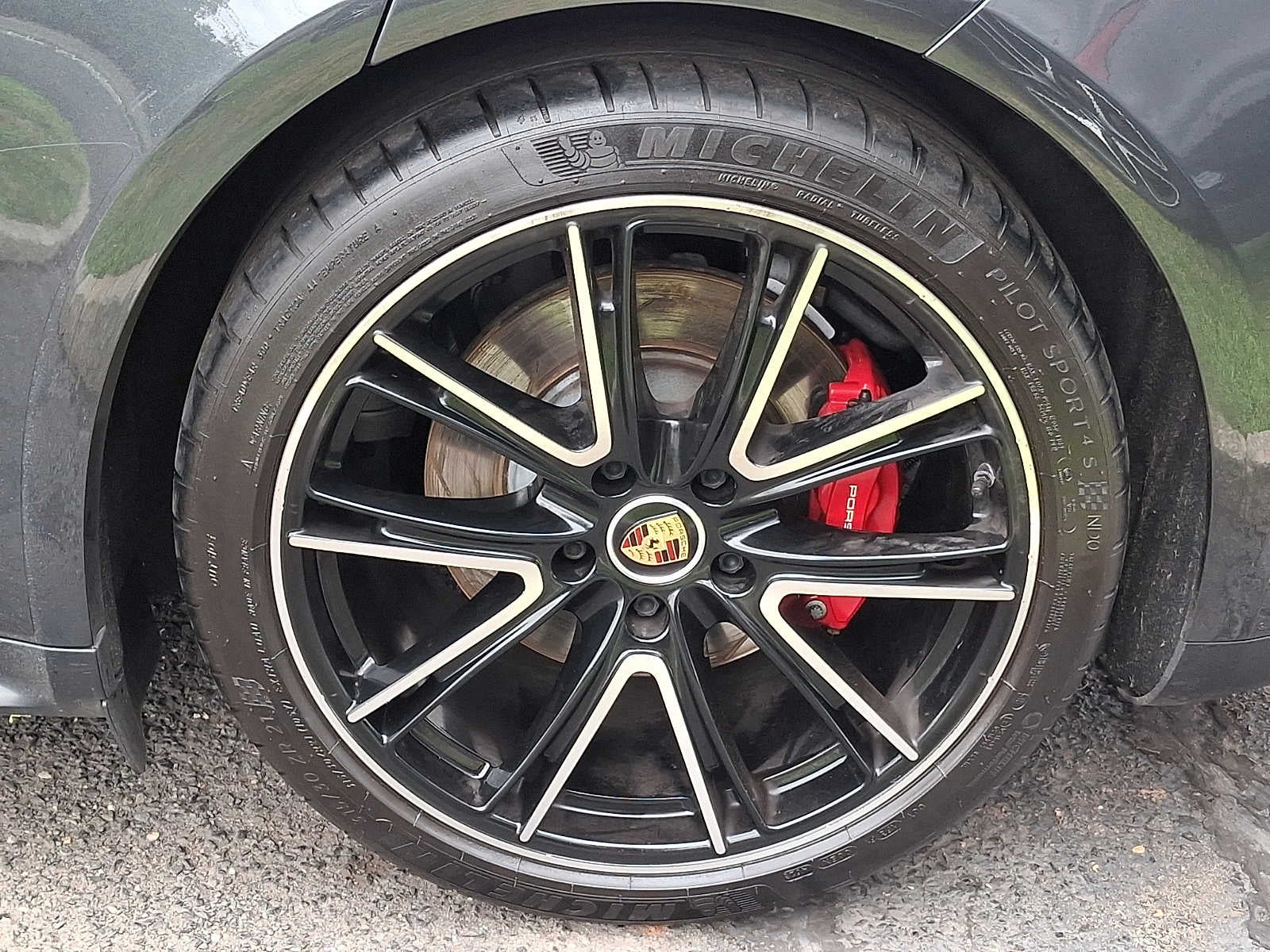 2022 Porsche Panamera GTS AWD