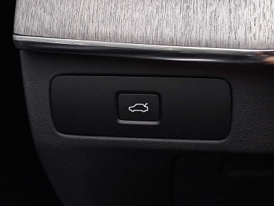 2024 Volvo XC90 B6 AWD Ultimate Bright Theme 7P