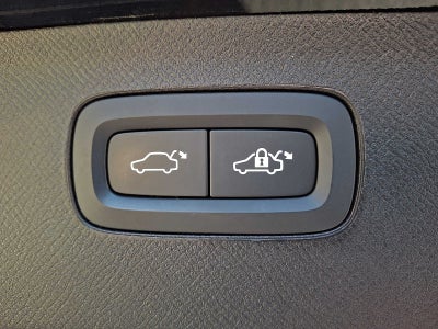 2024 Volvo XC90 B5 AWD Plus Bright Theme 7P