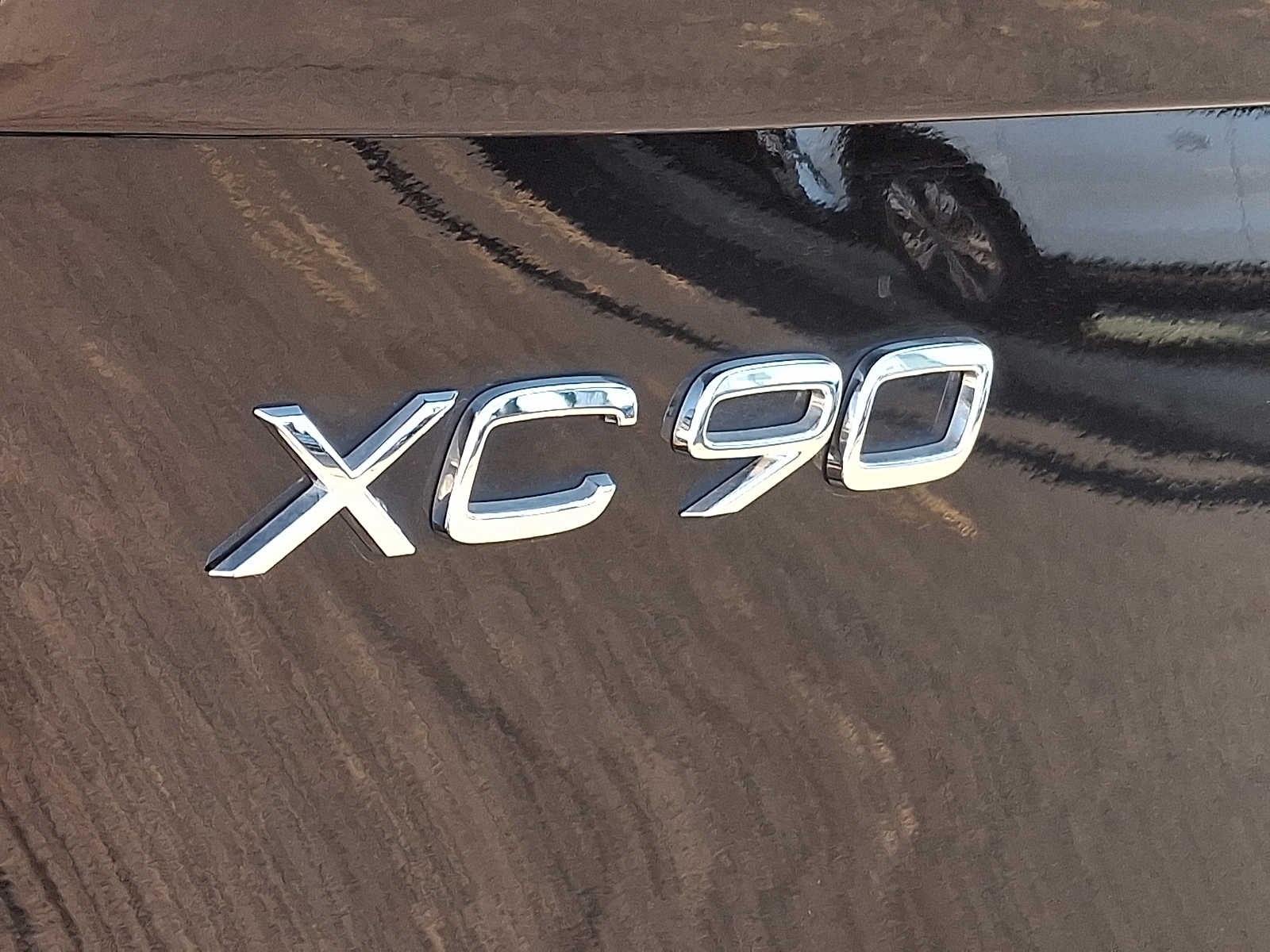 2024 Volvo XC90 B5 AWD Plus Bright Theme 7P