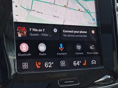 2023 Volvo XC40 B5 AWD Plus Bright Theme