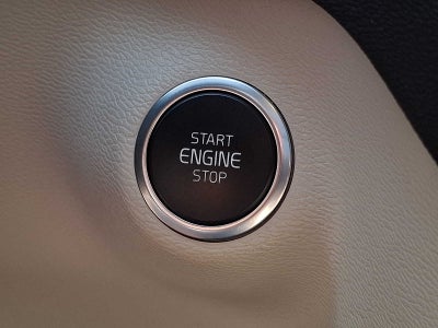 2023 Volvo XC40 B5 AWD Plus Bright Theme