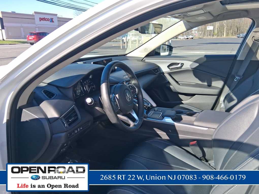 2023 Acura TLX w/Technology Package