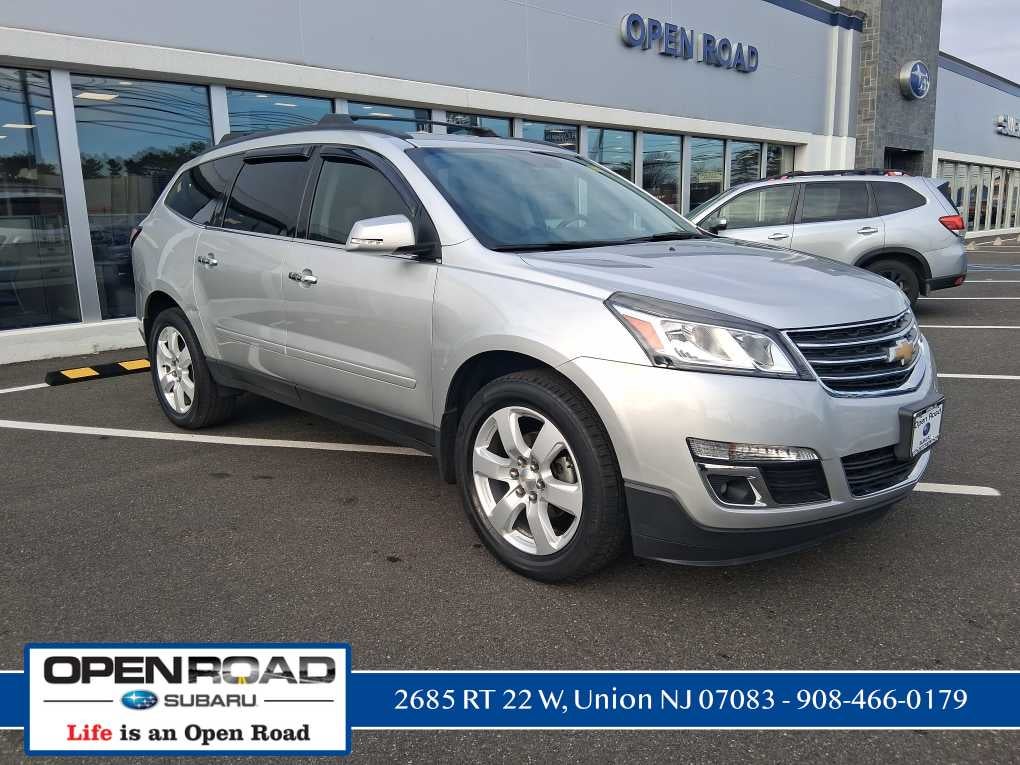 2017 Chevrolet Traverse LT