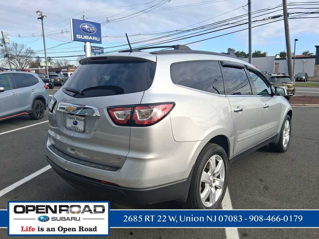 2017 Chevrolet Traverse LT
