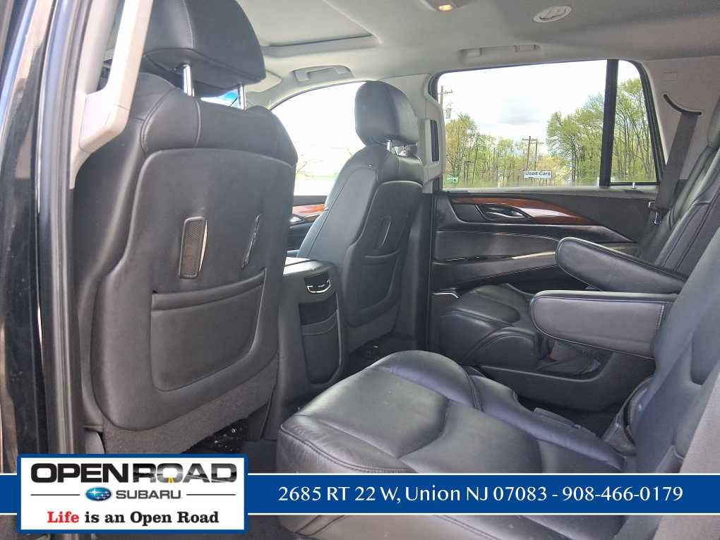 2020 Cadillac Escalade Luxury