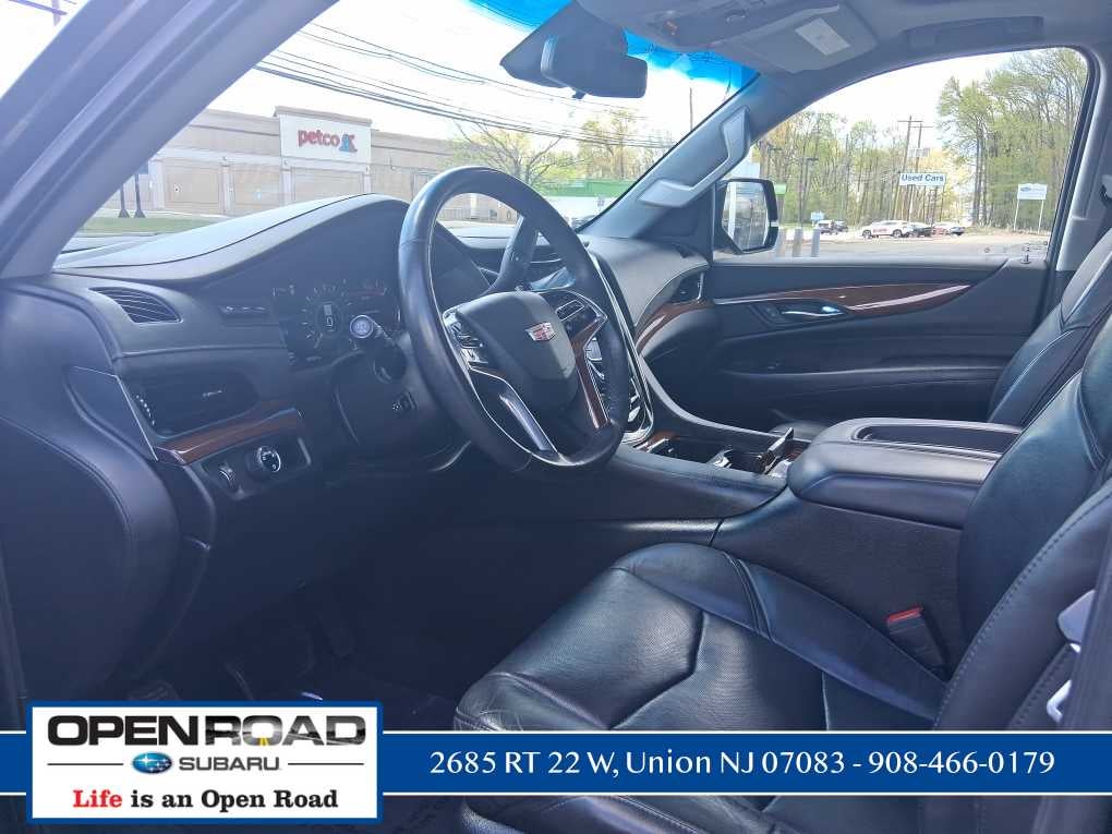 2020 Cadillac Escalade Luxury