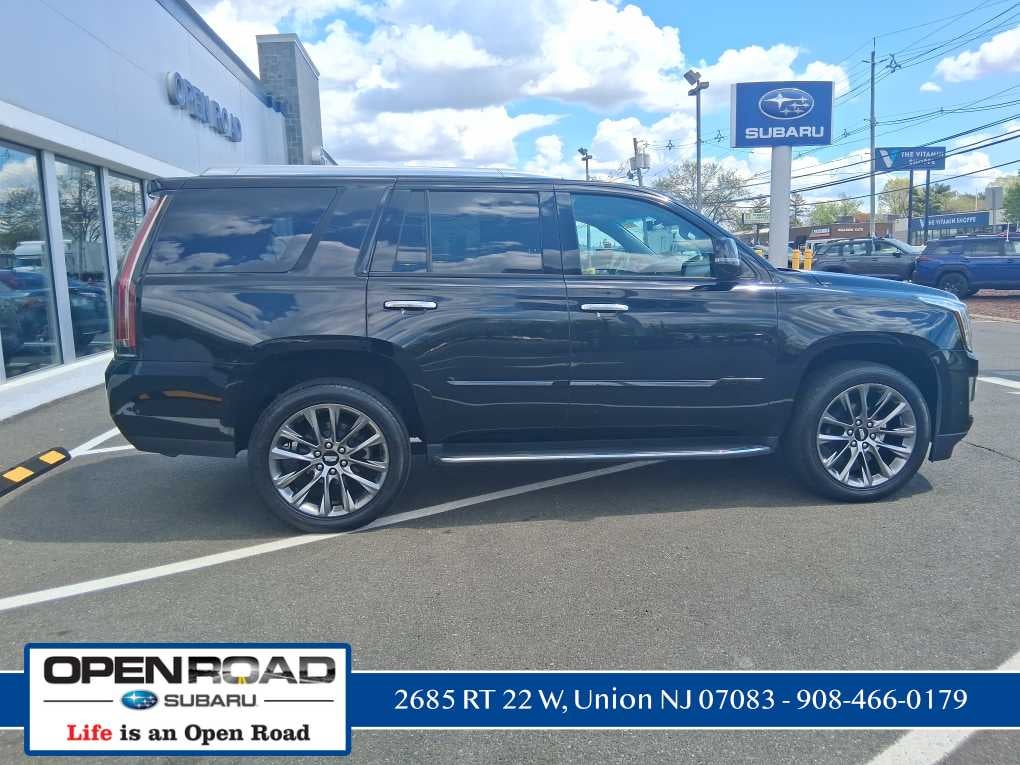 2020 Cadillac Escalade Luxury