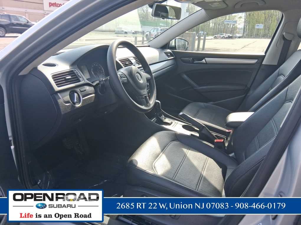 2013 Volkswagen Passat Wolfsburg Edition