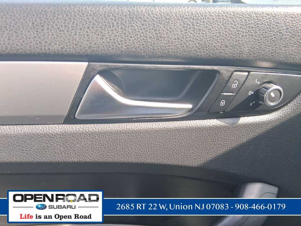 2013 Volkswagen Passat Wolfsburg Edition