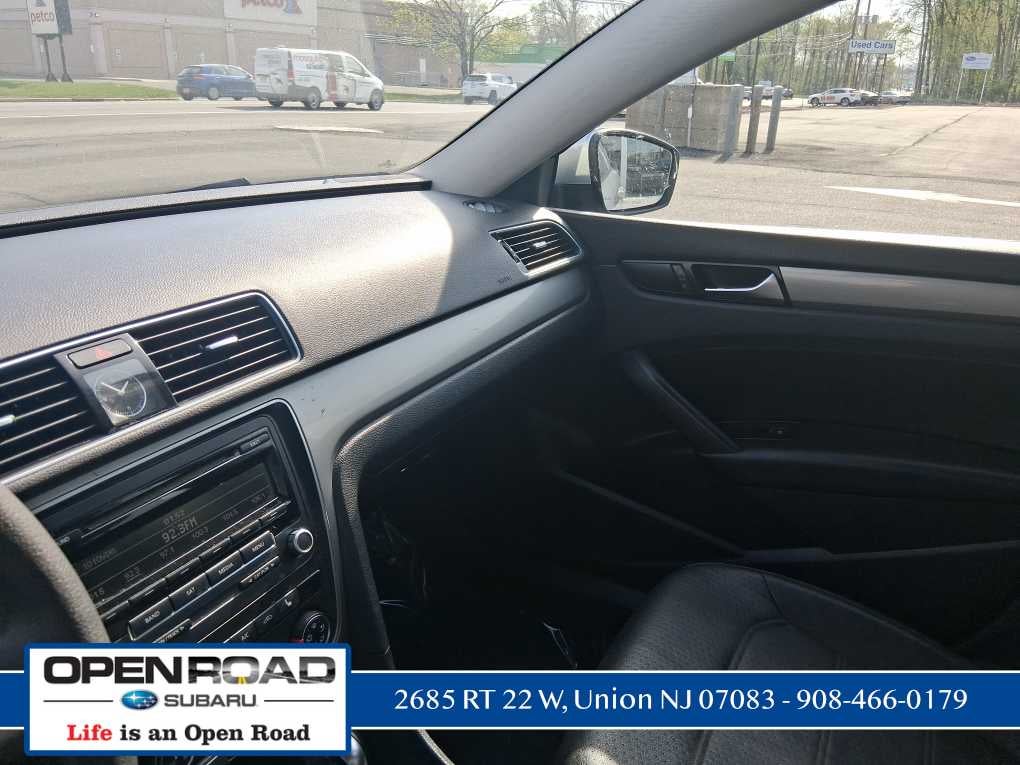 2013 Volkswagen Passat Wolfsburg Edition