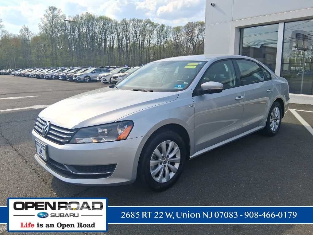 2013 Volkswagen Passat Wolfsburg Edition