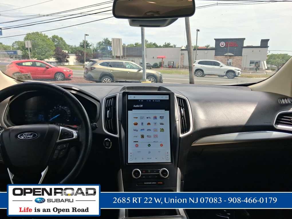 2022 Ford Edge SEL