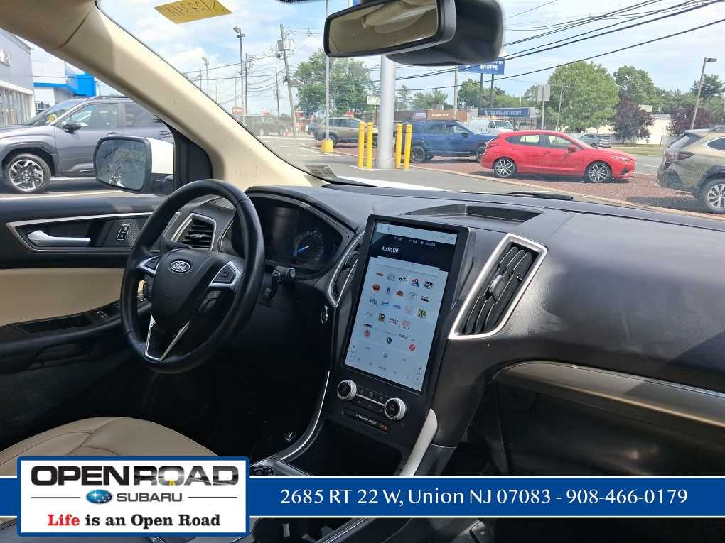 2022 Ford Edge SEL
