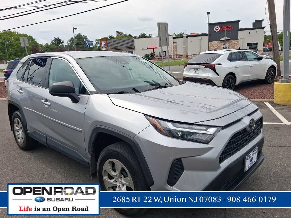 2023 Toyota RAV4 LE