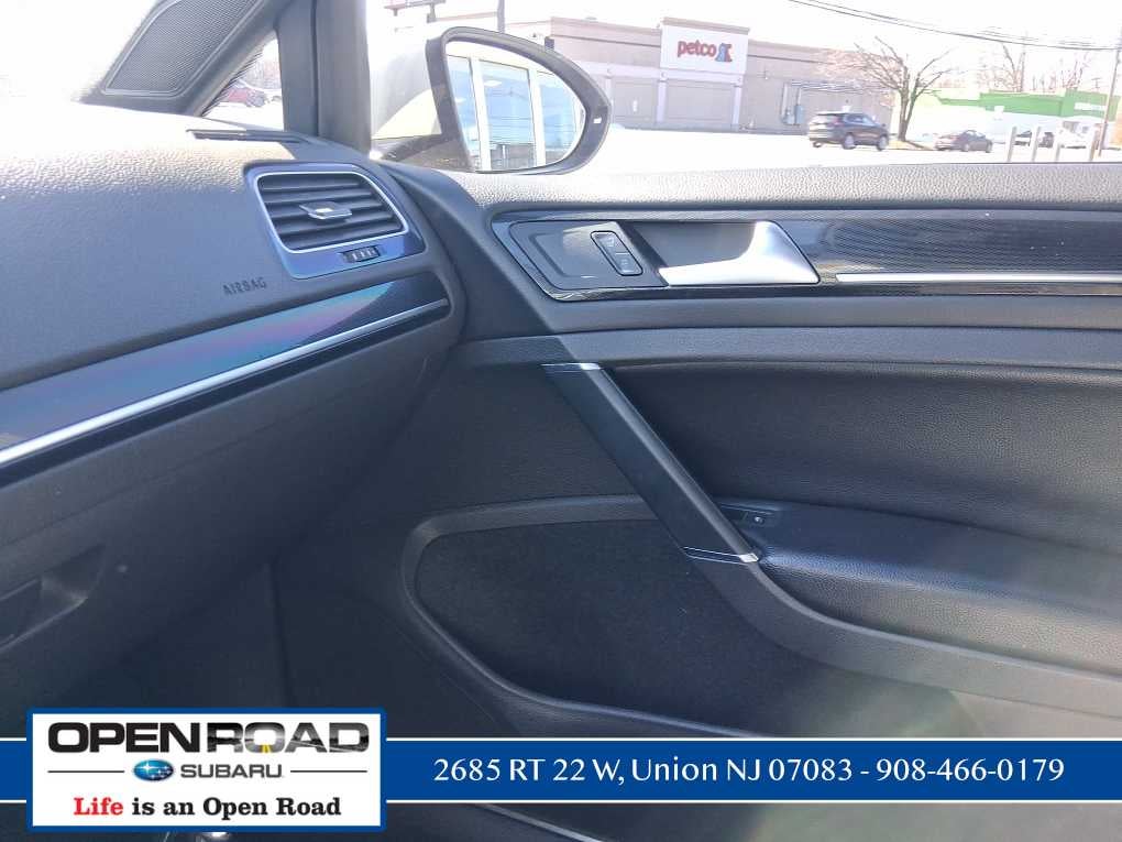 2017 Volkswagen Golf GTI Autobahn