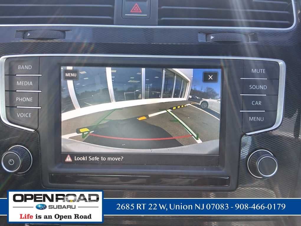 2017 Volkswagen Golf GTI Autobahn