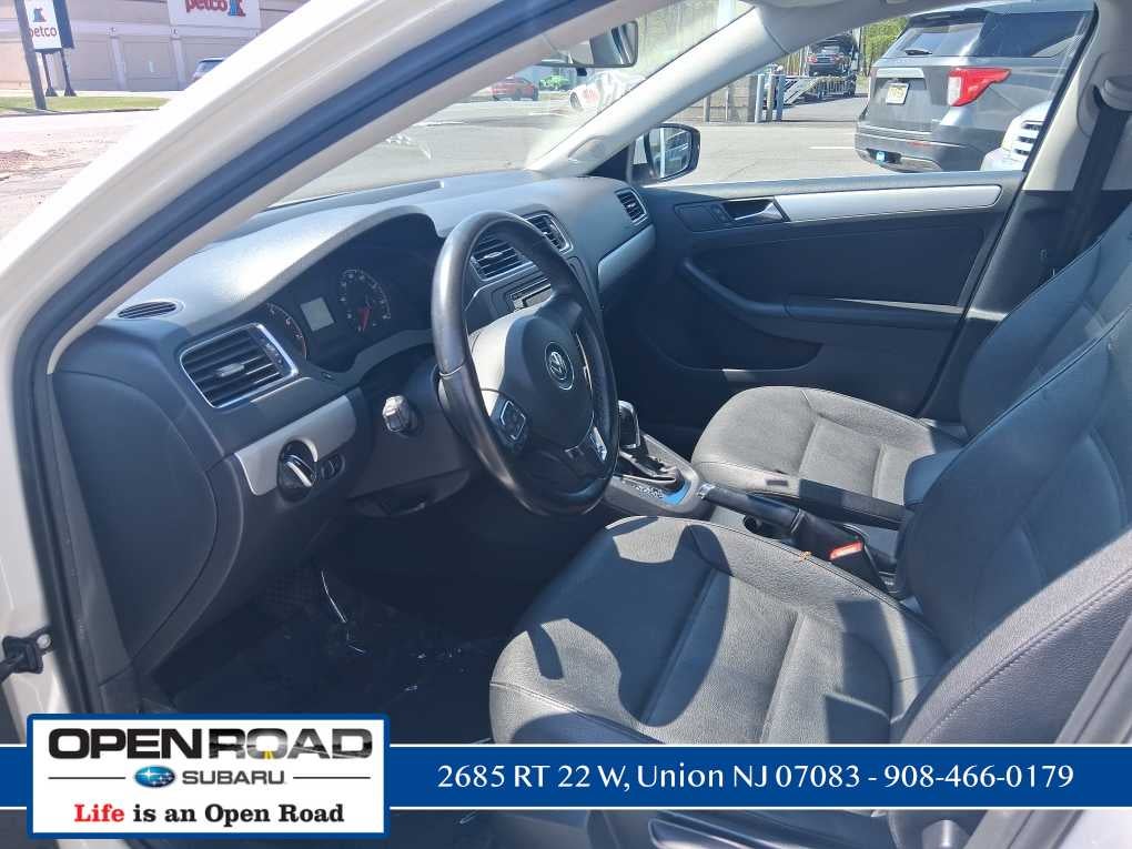 2011 Volkswagen Jetta SEL w/Sport Pkg PZEV