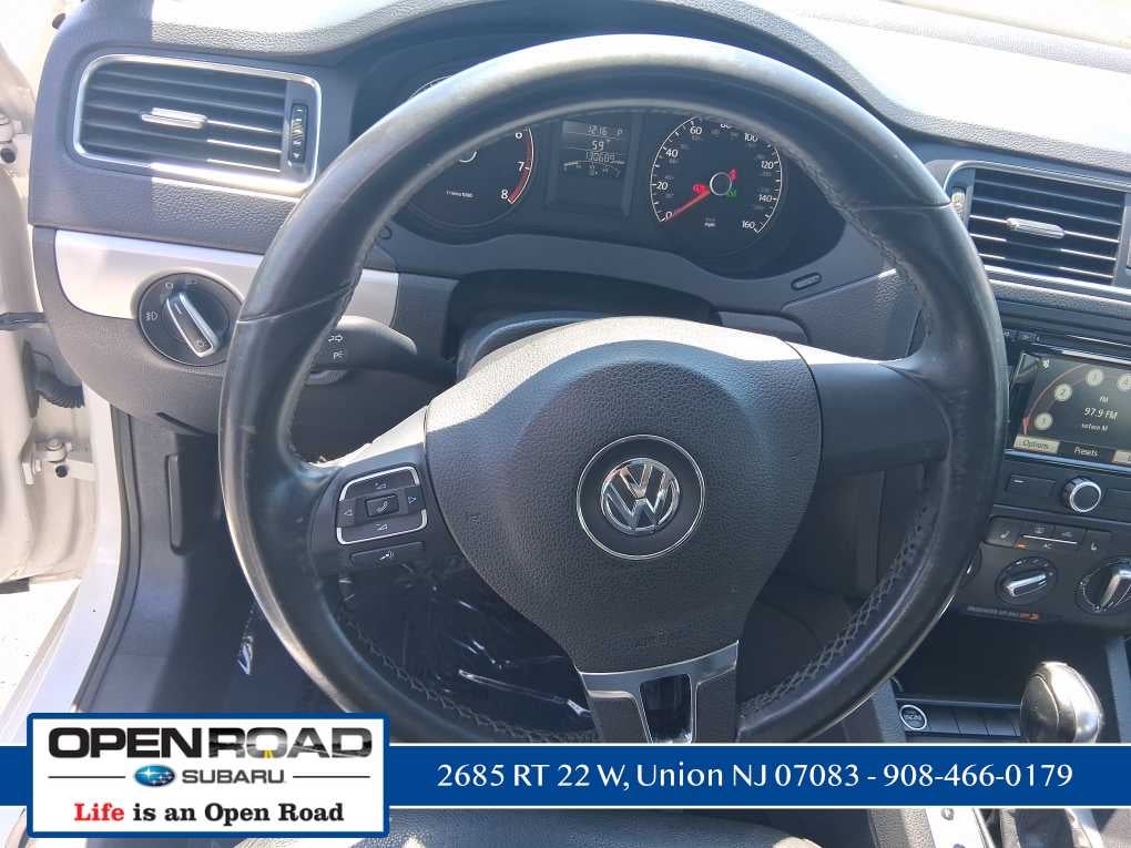 2011 Volkswagen Jetta SEL w/Sport Pkg PZEV