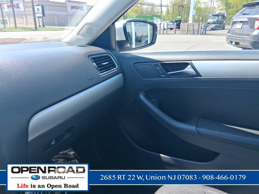 2011 Volkswagen Jetta SEL w/Sport Pkg PZEV