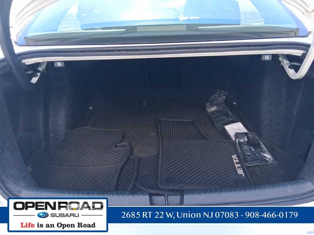 2011 Volkswagen Jetta SEL w/Sport Pkg PZEV