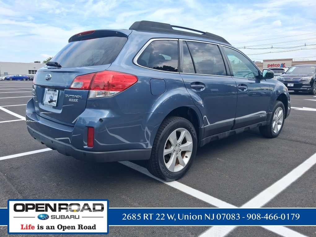 2013 Subaru Outback 2.5i Premium