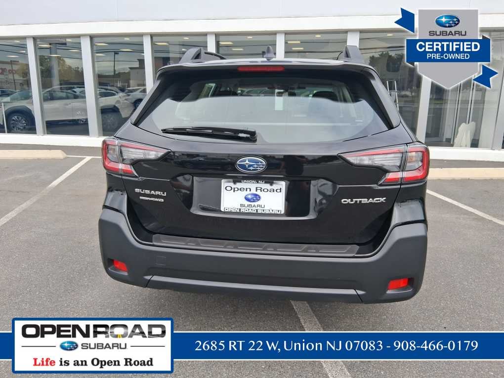 2025 Subaru Outback Base