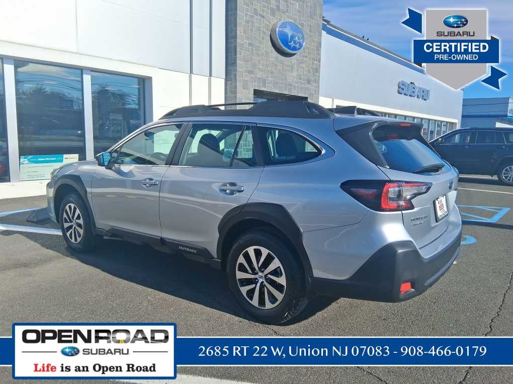 2025 Subaru Outback Base