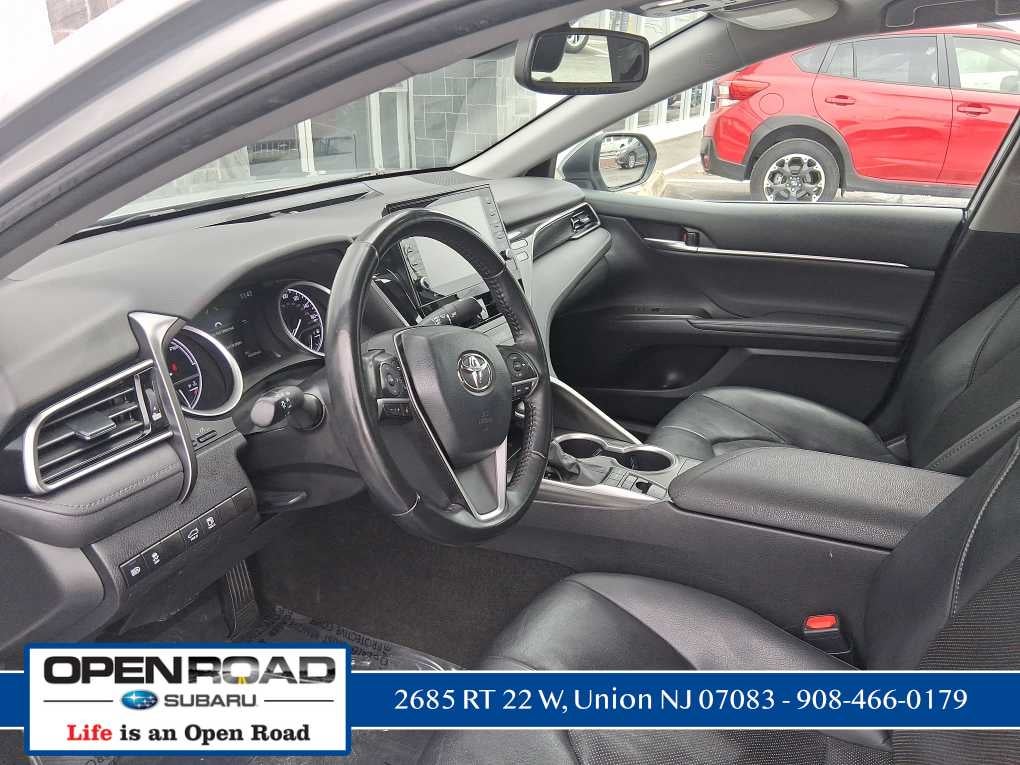 2023 Toyota Camry Hybrid XLE