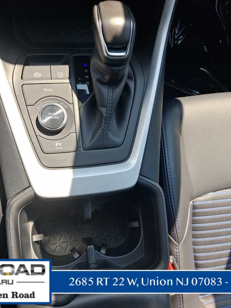 2025 Toyota RAV4 Hybrid XSE
