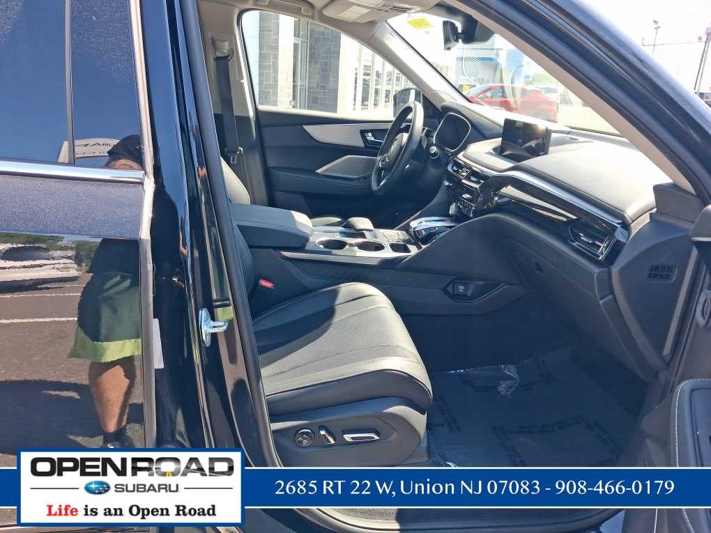 2024 Acura MDX w/Technology Package