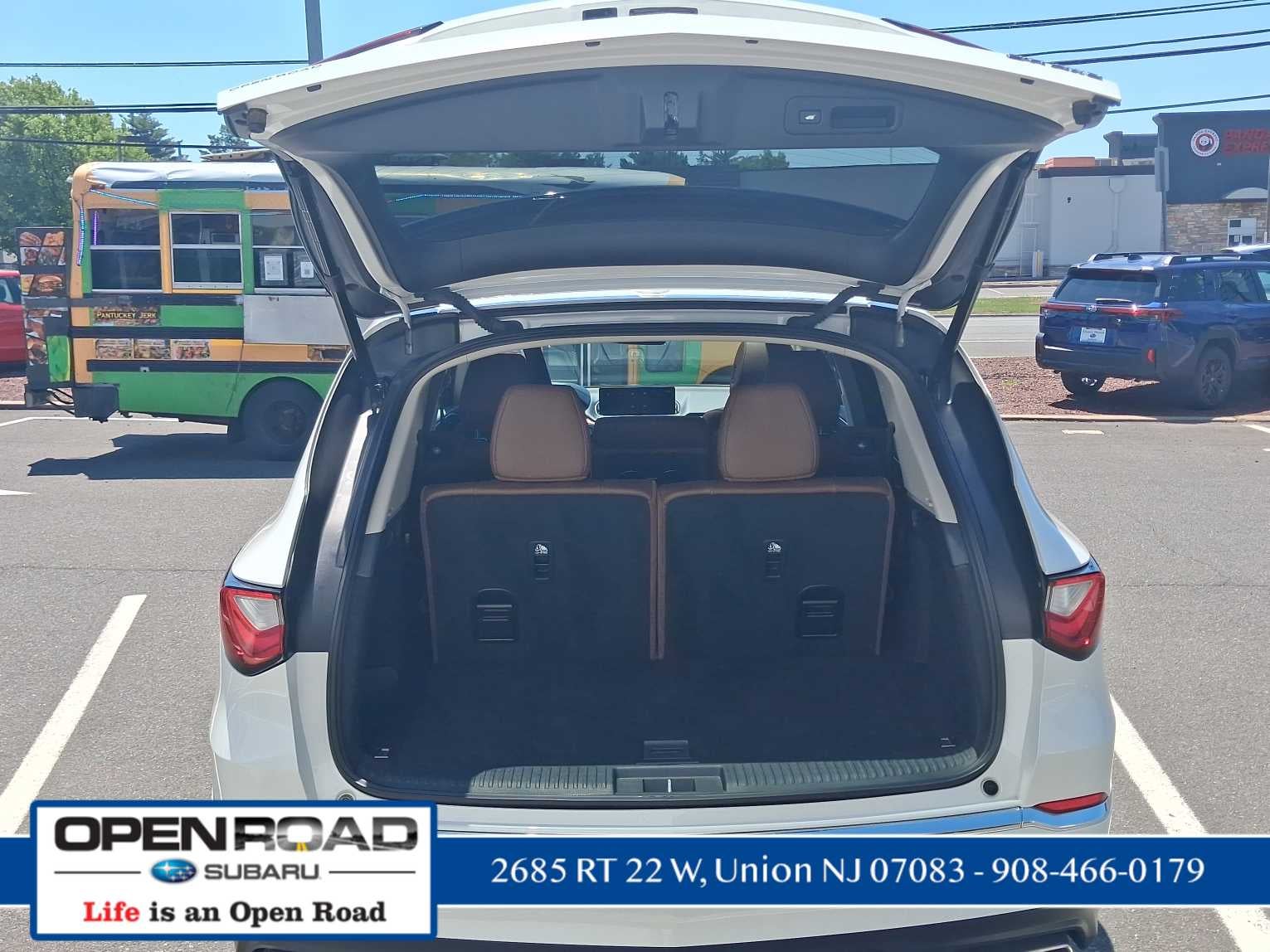 2024 Acura MDX w/Technology Package