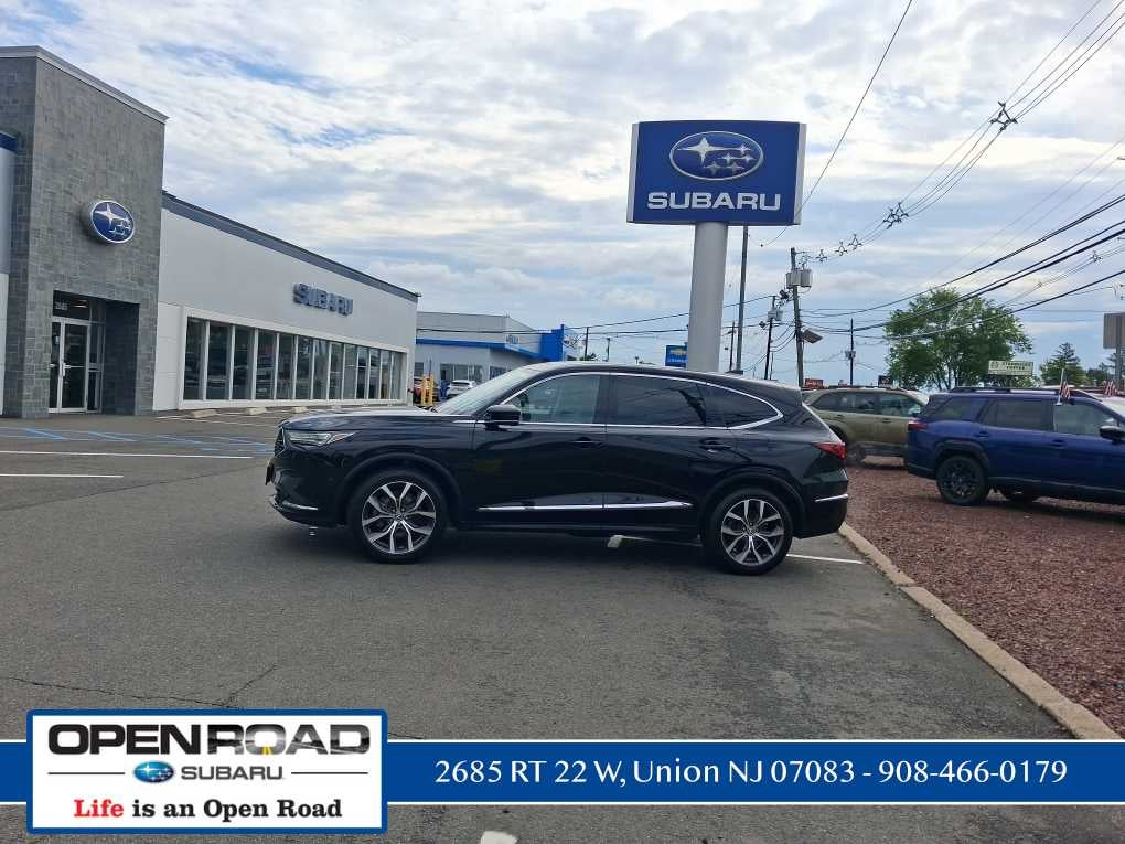 2023 Acura MDX w/Technology Package
