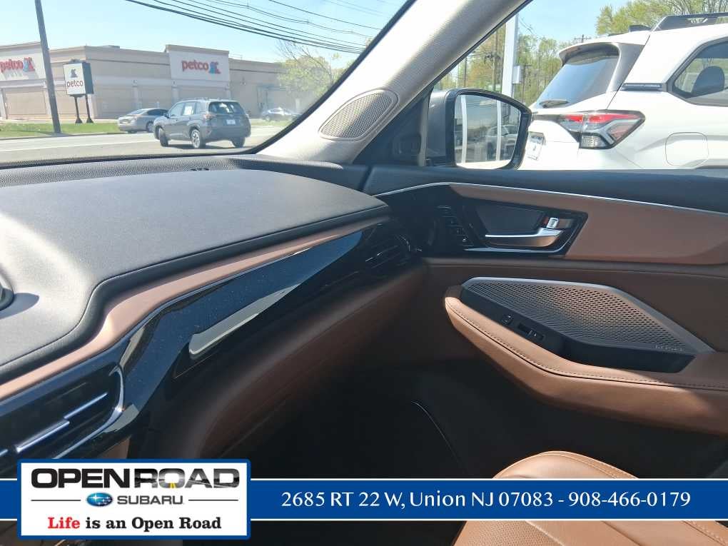 2024 Acura MDX w/Technology Package