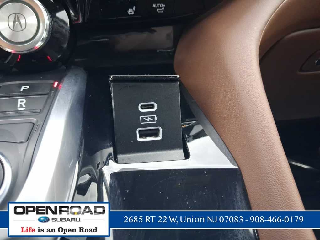 2023 Acura MDX w/Technology Package