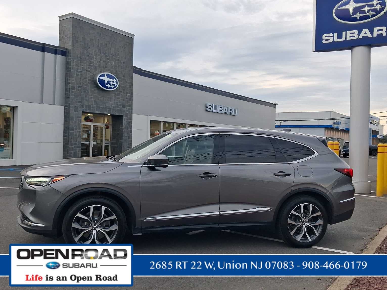 2023 Acura MDX w/Technology Package