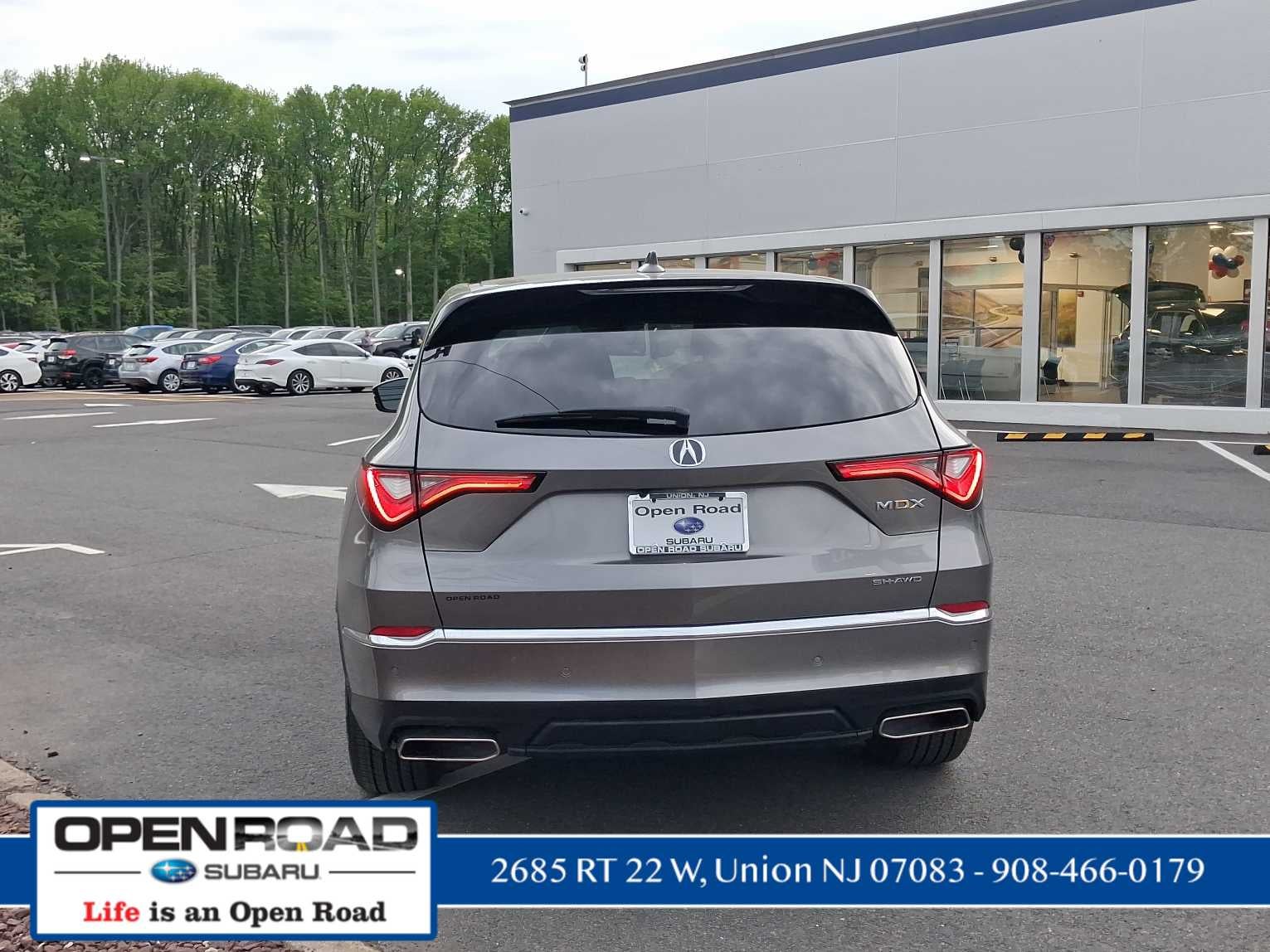 2023 Acura MDX w/Technology Package