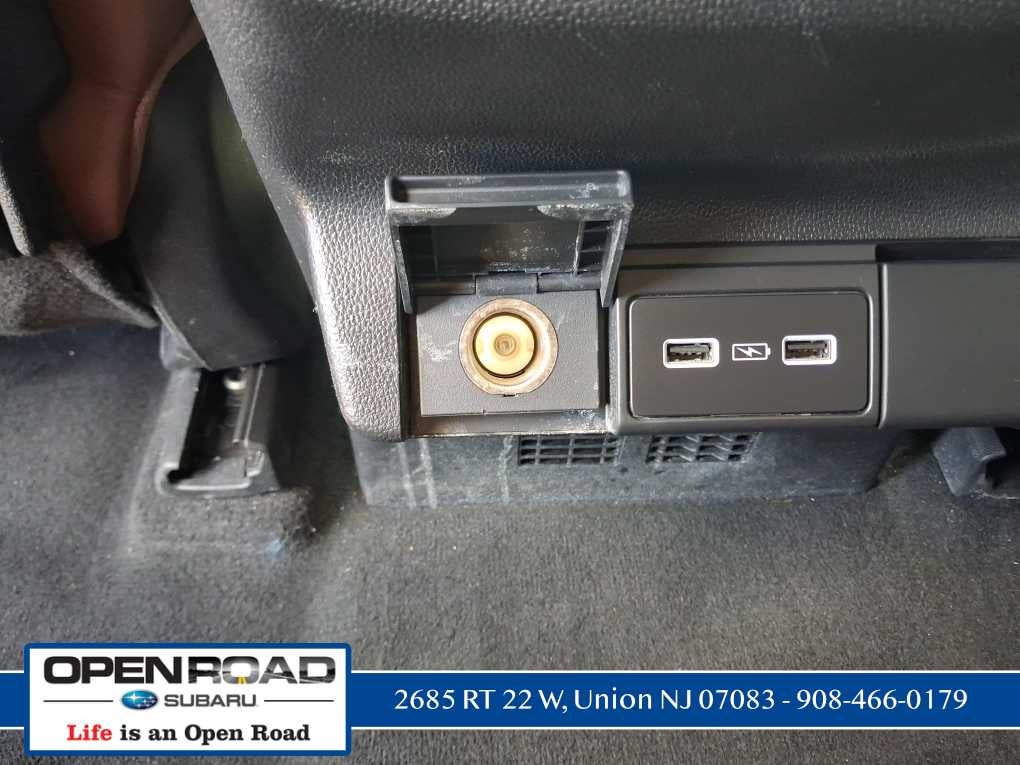 2023 Acura MDX w/Technology Package