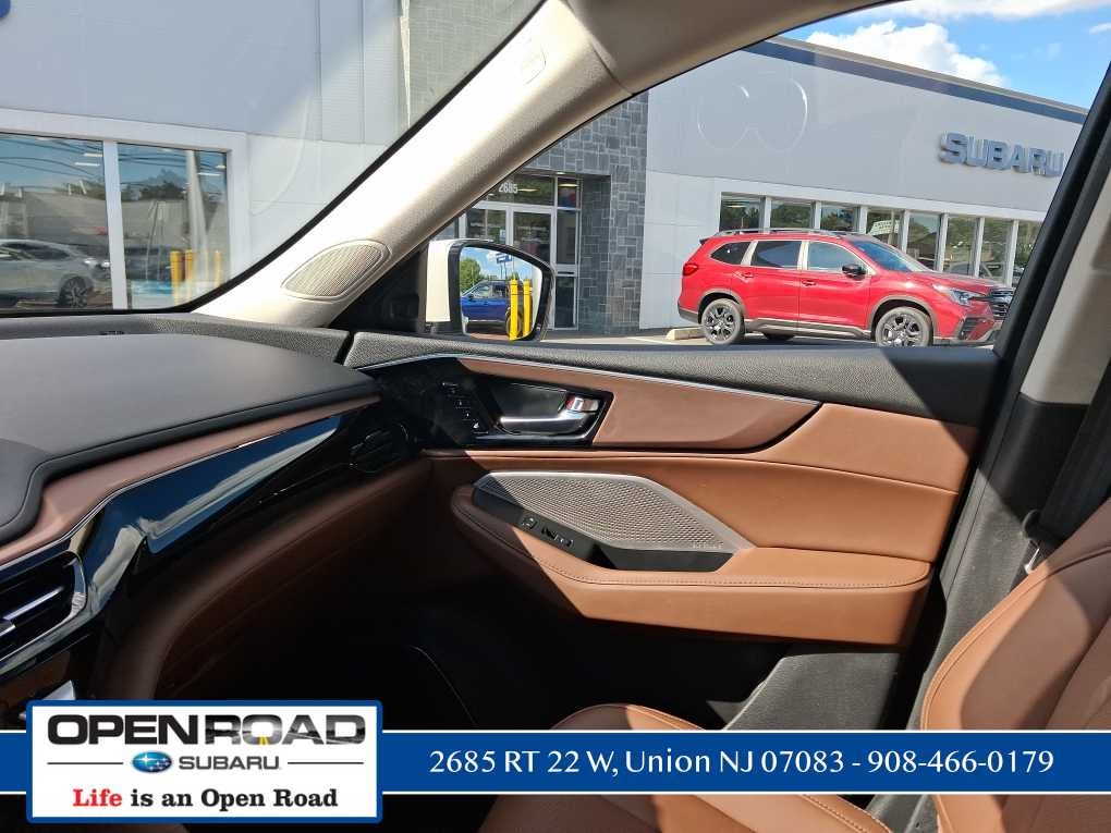 2023 Acura MDX w/Technology Package