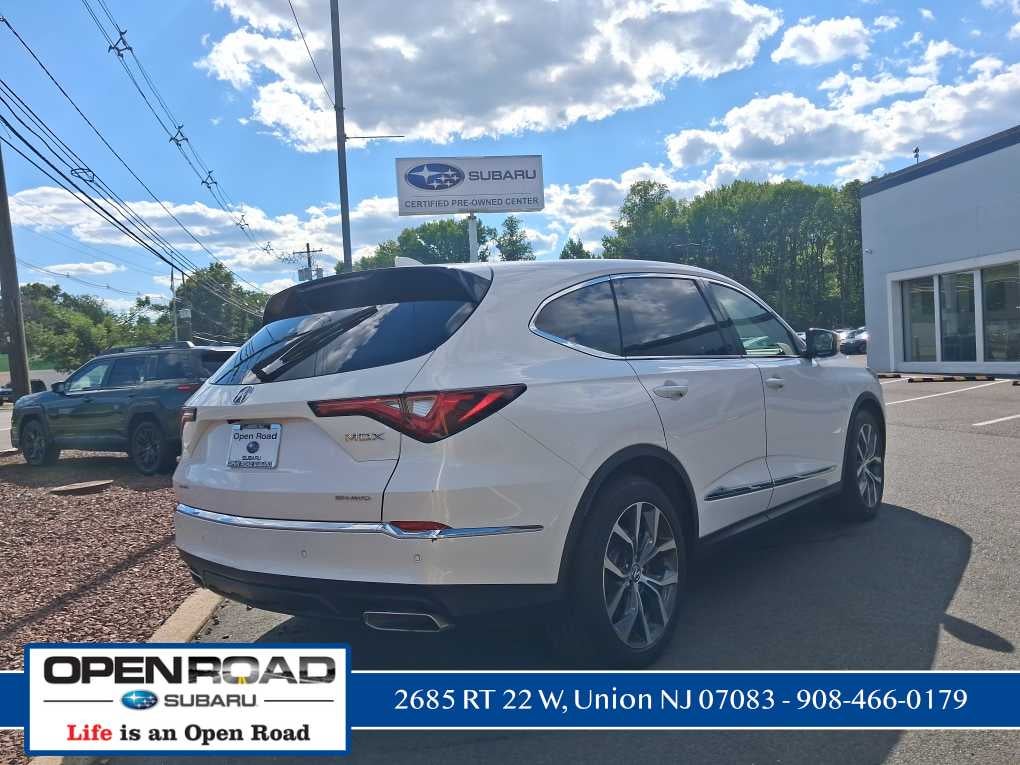 2023 Acura MDX w/Technology Package