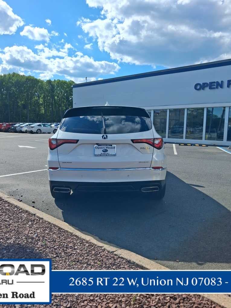 2023 Acura MDX w/Technology Package