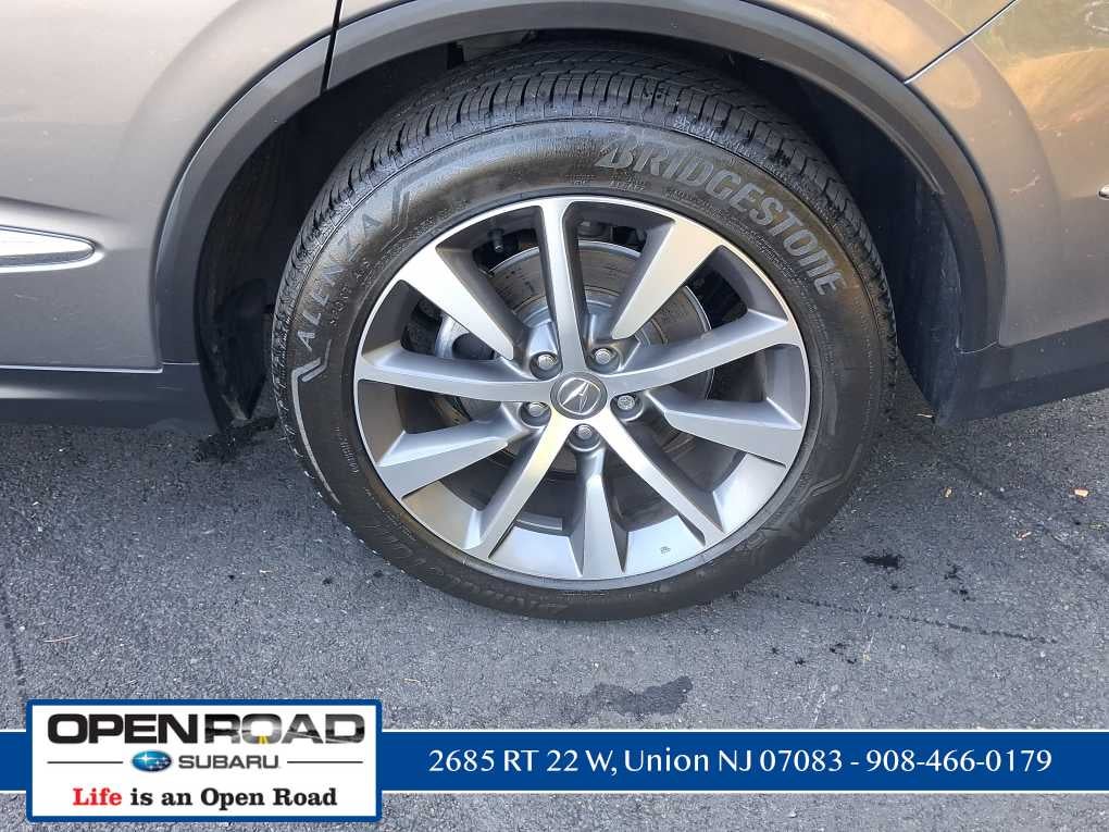 2025 Acura MDX w/Technology Package