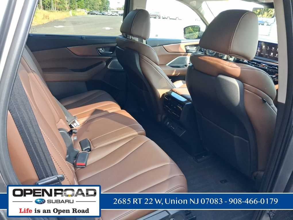 2025 Acura MDX w/Technology Package