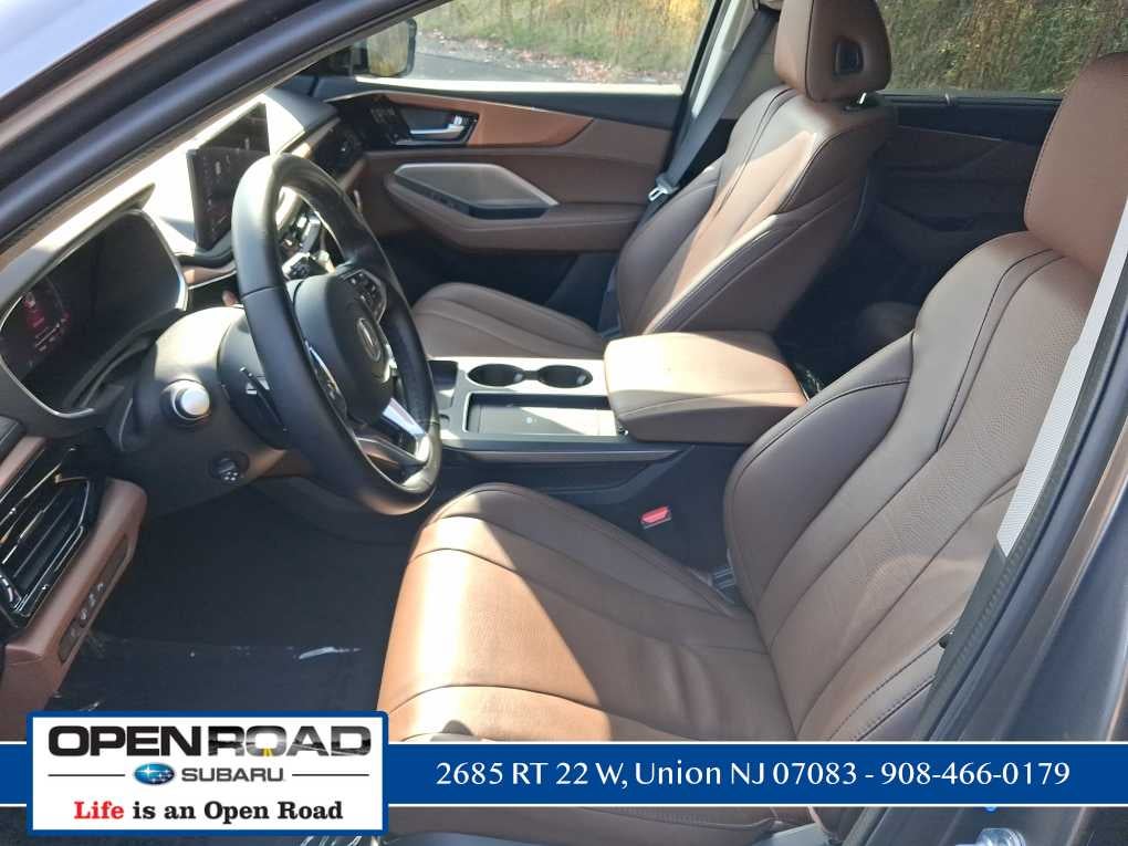2025 Acura MDX w/Technology Package
