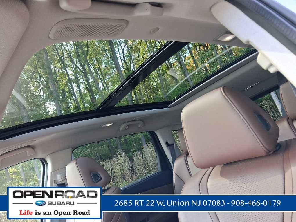 2025 Acura MDX w/Technology Package