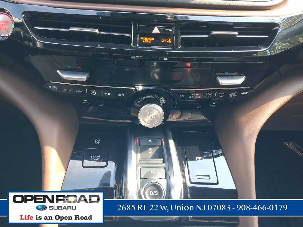 2025 Acura MDX w/Technology Package